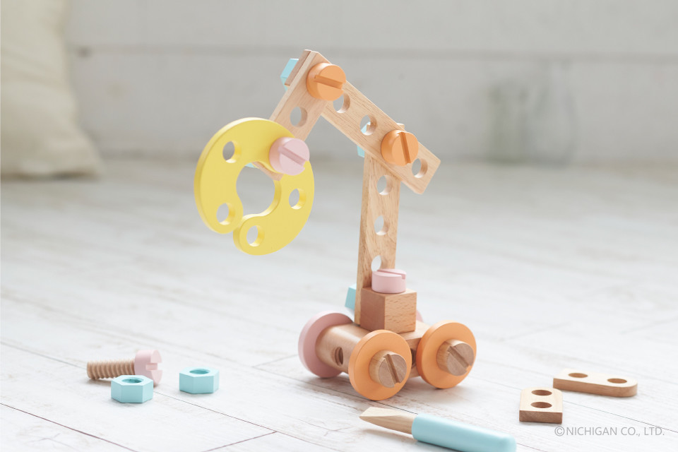 ねじってdiyセット 木製玩具のニチガン 商品紹介 ねじってdiyセット 木製玩具のニチガン 商品紹介