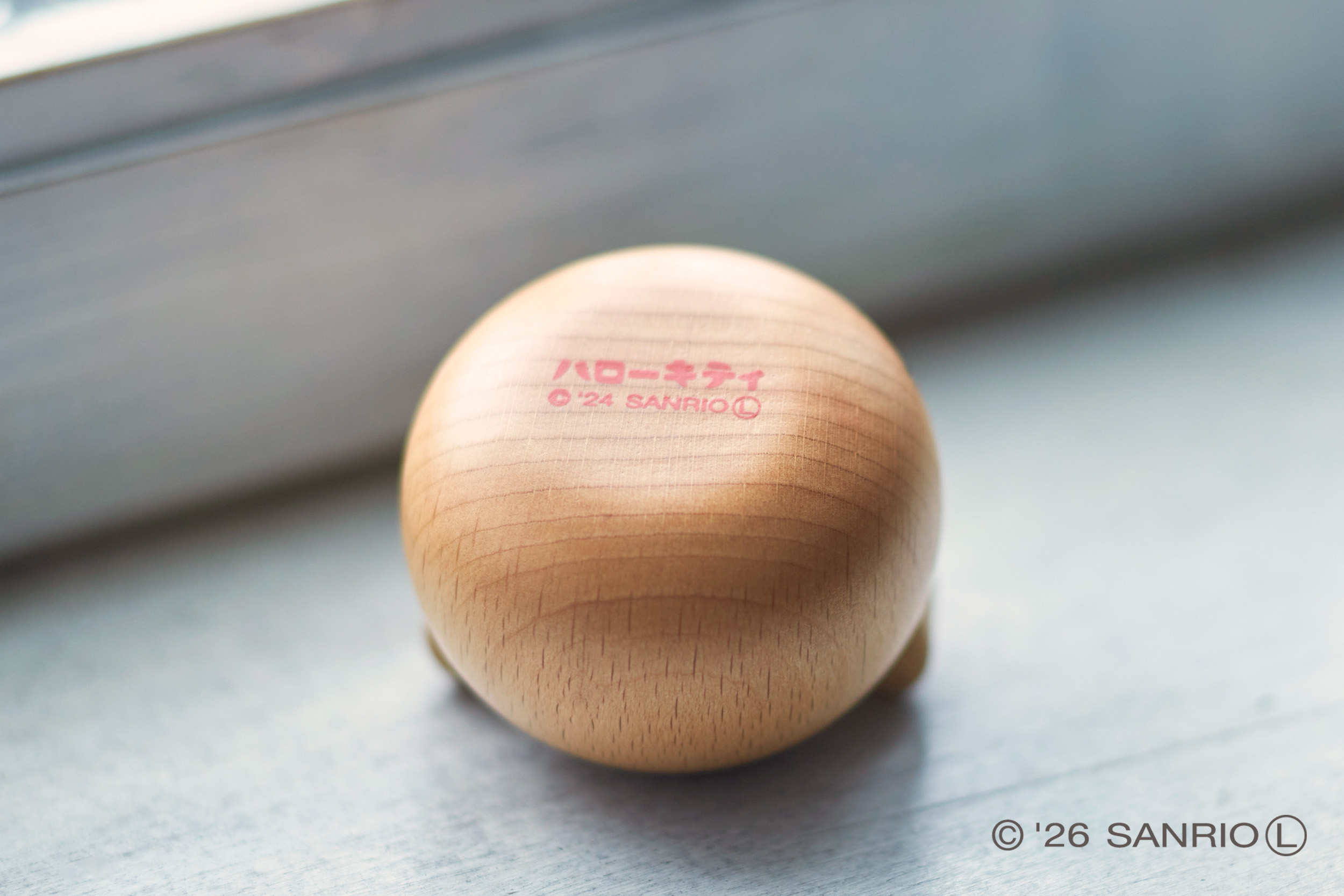 ハローキティ ペンスタンド（レッド） - 木製玩具のニチガン-商品紹介