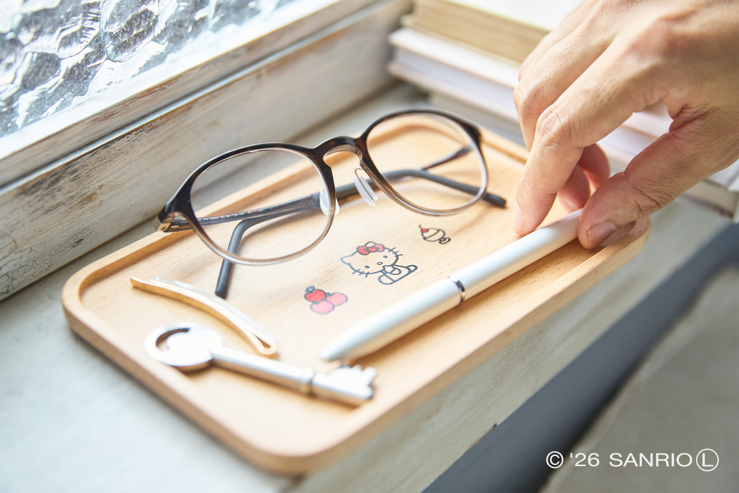 ハローキティ ウッドトレー - 木製玩具のニチガン-商品紹介